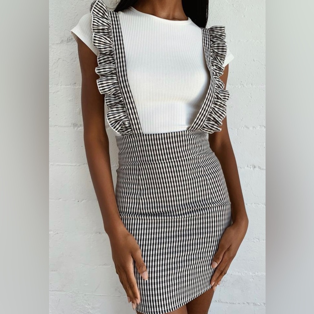 Tessa Pini Dress in Gingham.